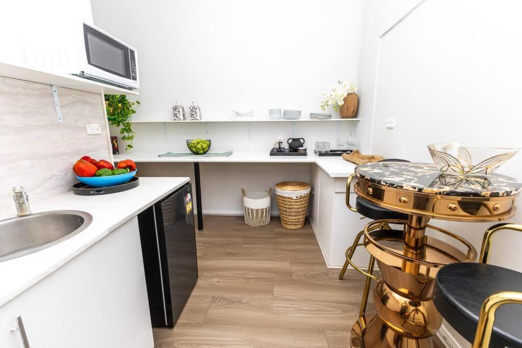Location & Budget - Great Affordable Bondi *