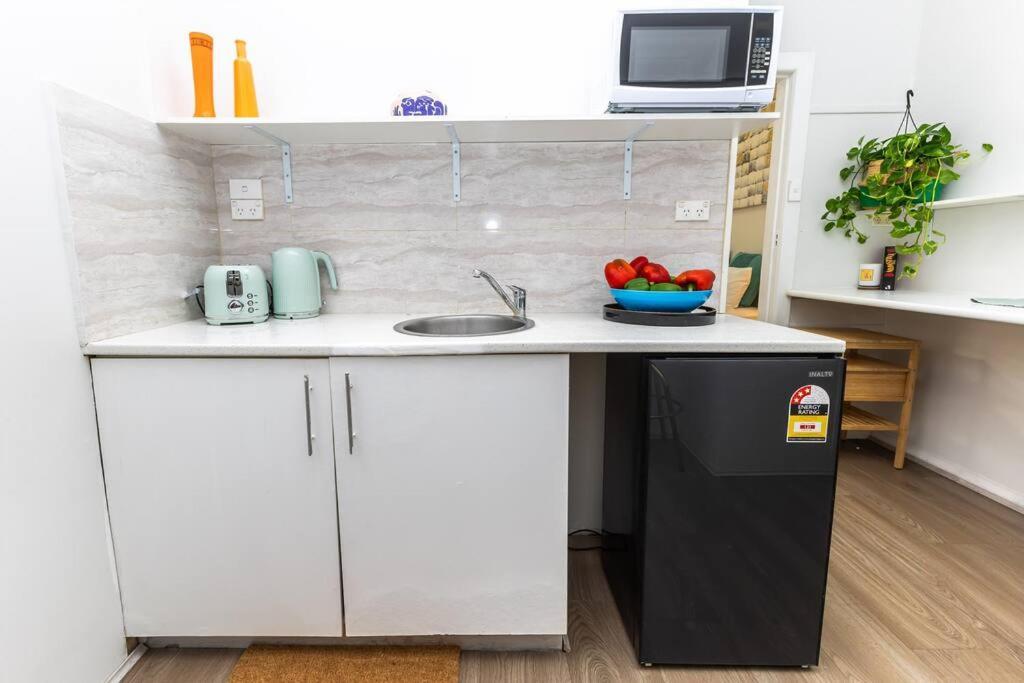 Location & Budget - Great Affordable Bondi Sydney